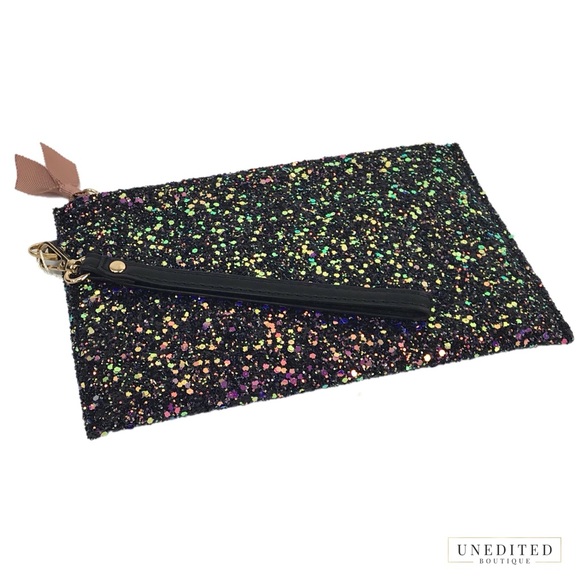 Glitterati Glitter Wristlet - Picture 5 of 8